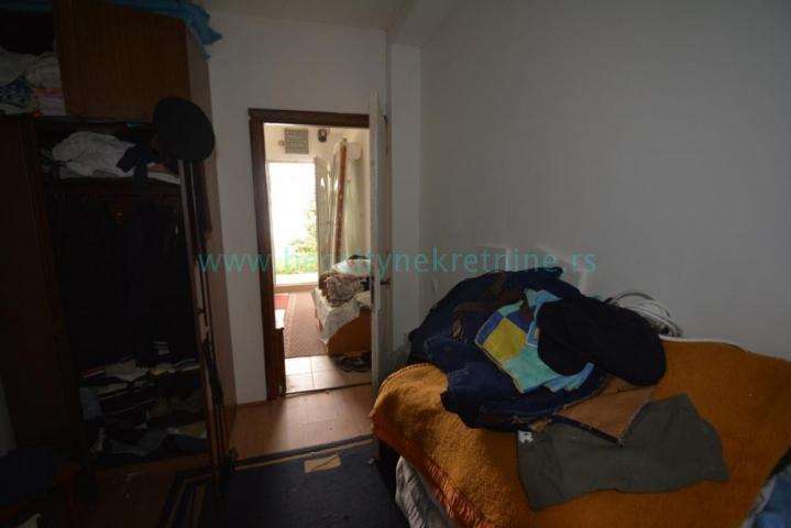 Rakovica, Centar, Kraljice Jelene, 3. 0, 102m2, 85000EUR