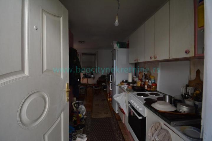 Rakovica, Centar, Kraljice Jelene, 3. 0, 102m2, 85000EUR