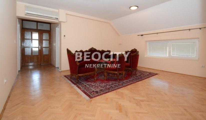 Zemun, Batajnica, DVE KUĆE Branislava Barišića Doktora, 12. 0, 540m2, 550000EUR DVE KUĆE