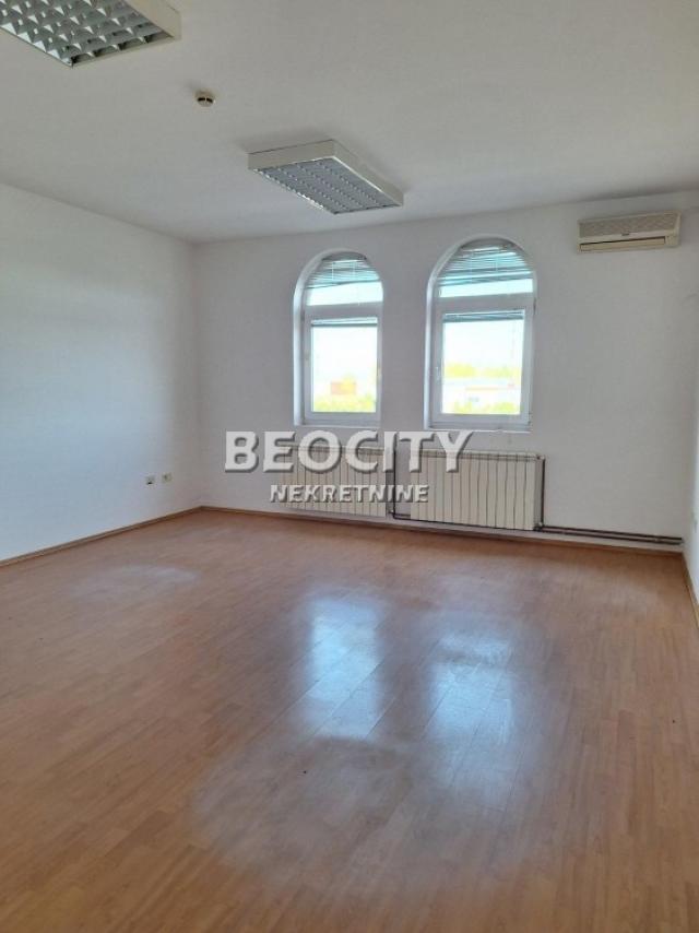 Zemun, Zemun polje, Autoput za Novi Sad, 6. 0, 150m2, 1500EUR