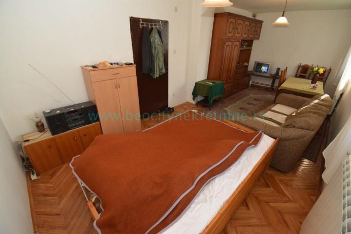 Voždovac, Pinosava, Nova 10 , 2. 0, 250m2, 200000EUR