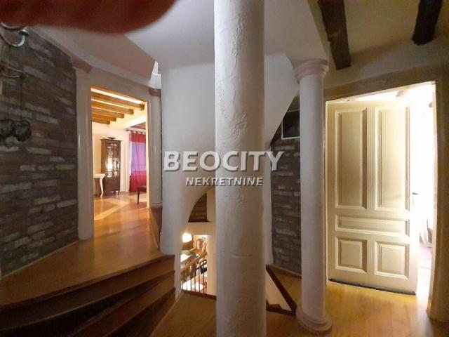 Voždovac, Medaković 3, , 5. 0, 340m2, 340000EUR