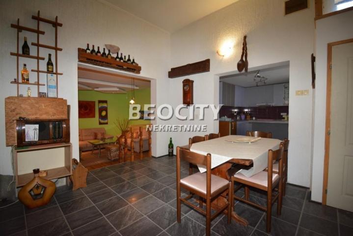 Barajevo, Glumčevo brdo, Vucinac, 13. 0, 770m2, 315000EUR