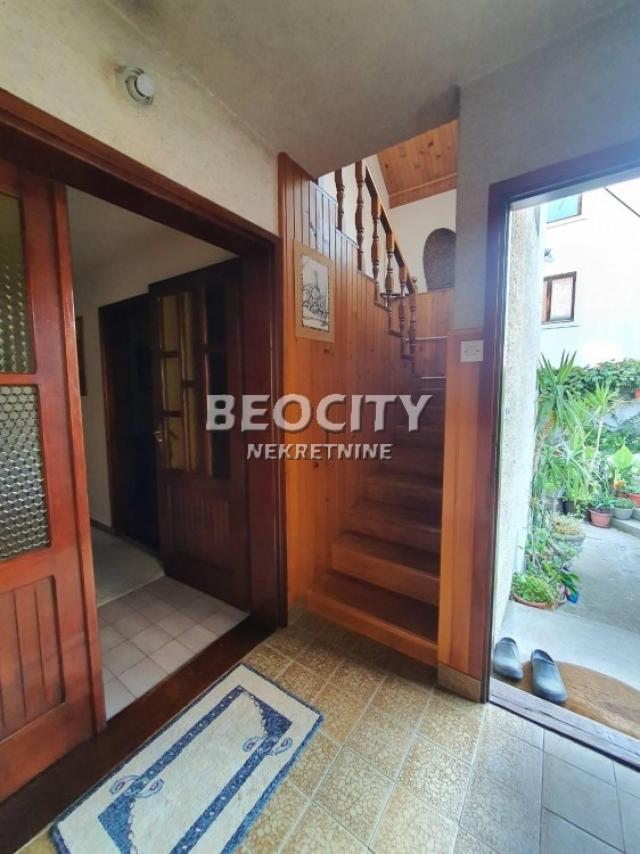 Grocka, Kaluđerica, Kopaonička, 5. 0, 250m2, 275000EUR