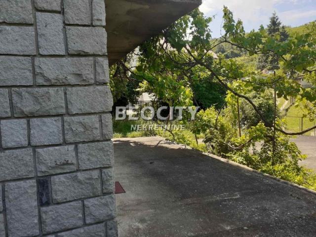 Grocka, Leštane, Kružni put, 9. 0, 300m2, 120000EUR