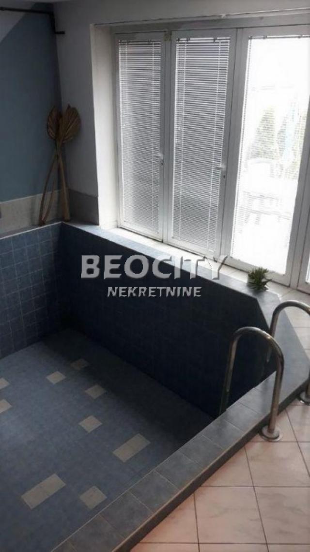 Novi Sad, Telep, , 5. 0, 300m2, 375000EUR