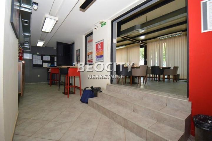 Zvezdara, Mirijevo, Ljubiše Miodragovića, 3. 0, 100m2, 250000EUR