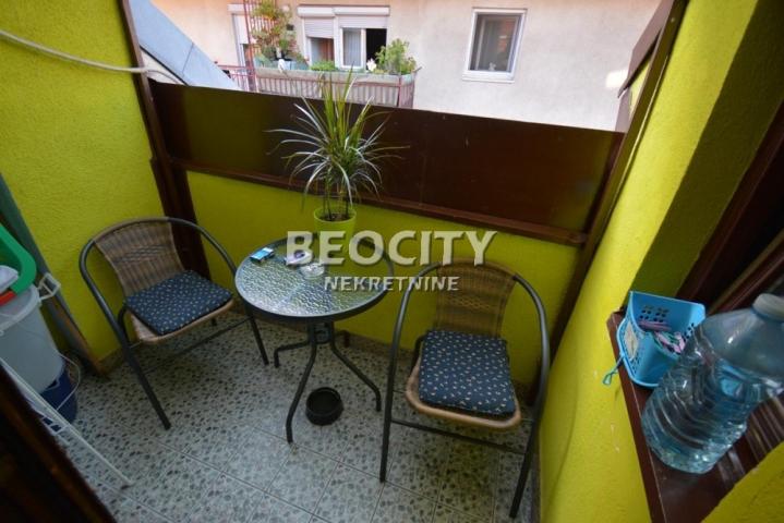 Voždovac, Medaković 2, Rastka Petrovića, 2. 0, 45m2, 70000EUR