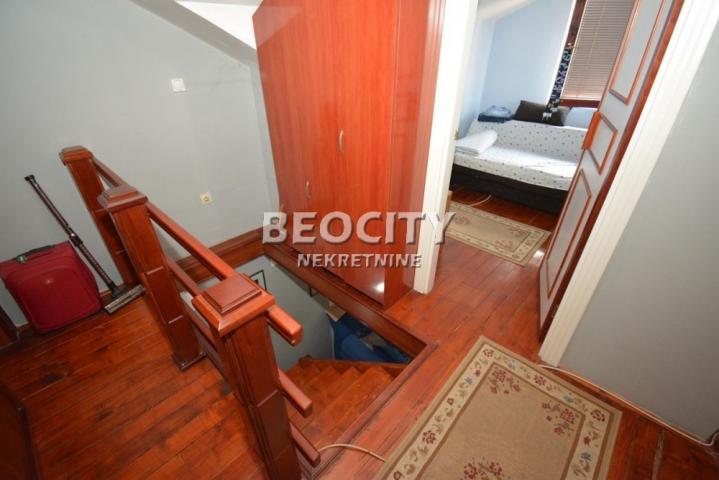 Voždovac, Medaković 2, Rastka Petrovića, 2. 0, 45m2, 70000EUR