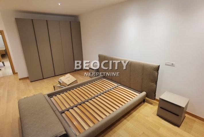 Vračar, Kalenić pijaca, , 4. 0, 180m2, 3500EUR