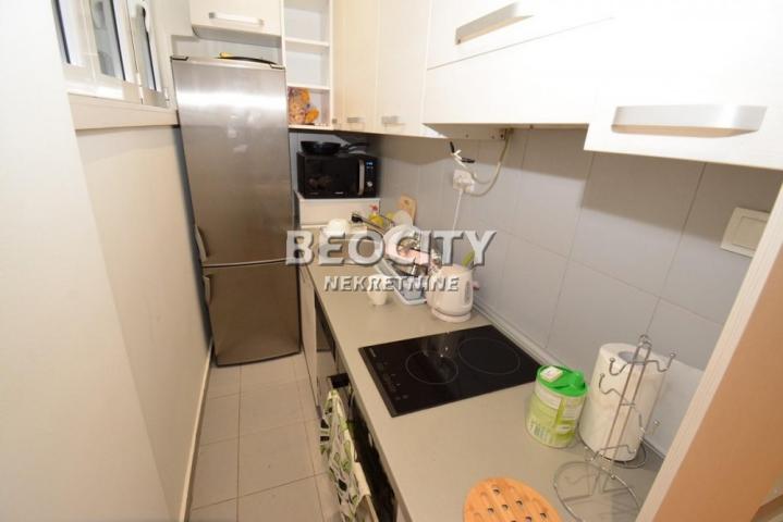 Vračar, Hram Svetog Save, Internacionalnih brigada, 2. 0, 50m2, 200000EUR