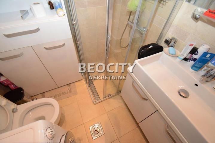 Vračar, Hram Svetog Save, Internacionalnih brigada, 2. 0, 50m2, 200000EUR