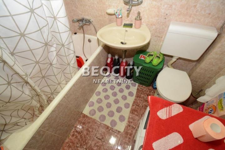 Barajevo, Meljak, Brastva jedinstva , 8. 0, 380m2, 920000EUR