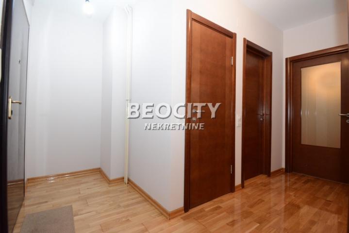 Vračar, Hram Svetog Save, Dubljanska, 2. 5, 74m2, 236800EUR