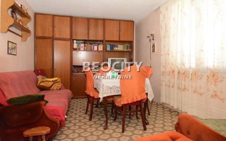 Topola, Žabare, Žabare, 4. 0, 61m2, 61000EUR