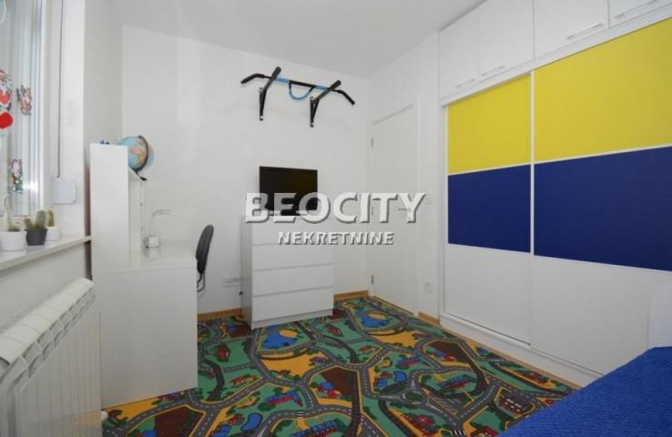 Voždovac, Šumice, Rada Neimara, 3. 0, 75m2, 390000EUR