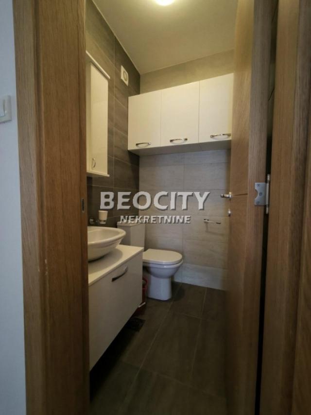 Novi Sad, Podbara, Kosovska, 3. 0, 70m2, 180000EUR