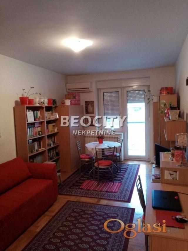 Novi Sad, Centar, Augusta Cesarca, 1. 0, 30m2, 84000EUR