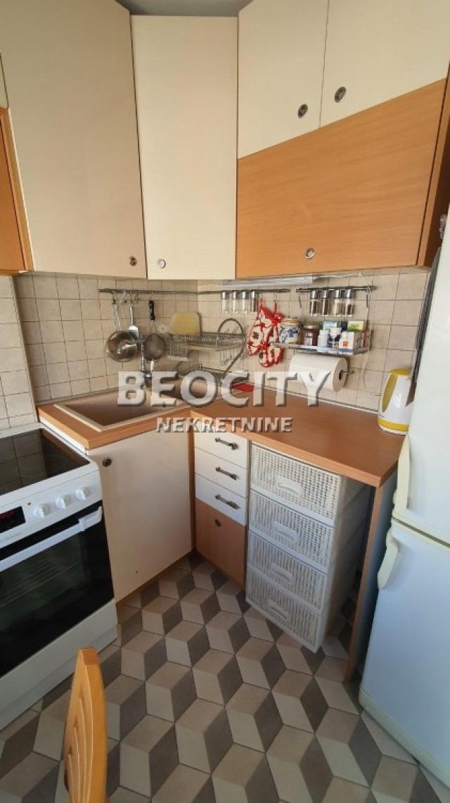 Novi Sad, Bulevar Oslobođenja, Bulevar oslobođenja, 3. 5, 75m2, 157500EUR