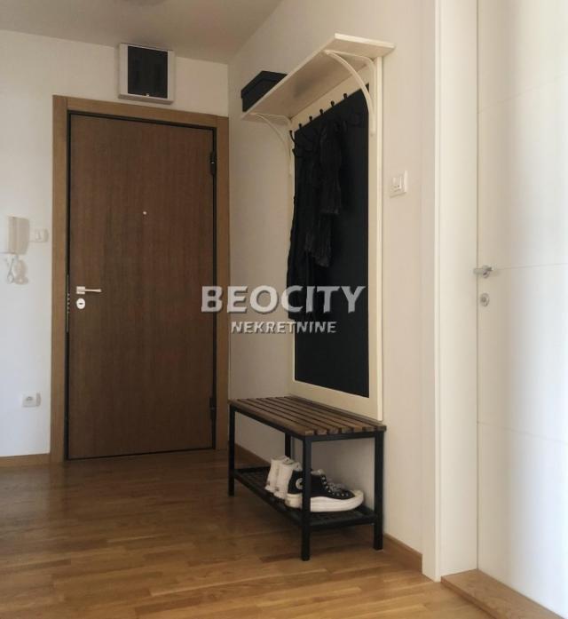 Novi Sad, Rotkvarija, Gajeva, 3. 0, 70m2, 175000EUR