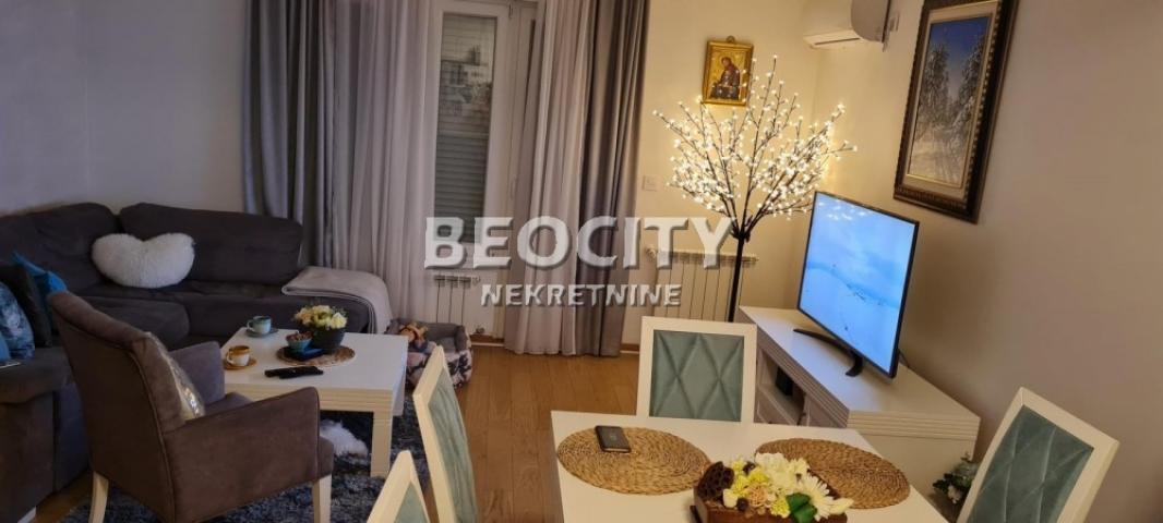 Zemun, Zemunske kapije, Šumadijska, 3. 5, 83m2, 325000EUR