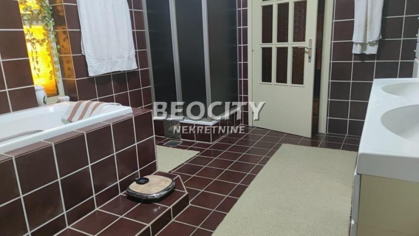 Sombor, Stapar, , 5. 0, 180m2, 235000EUR