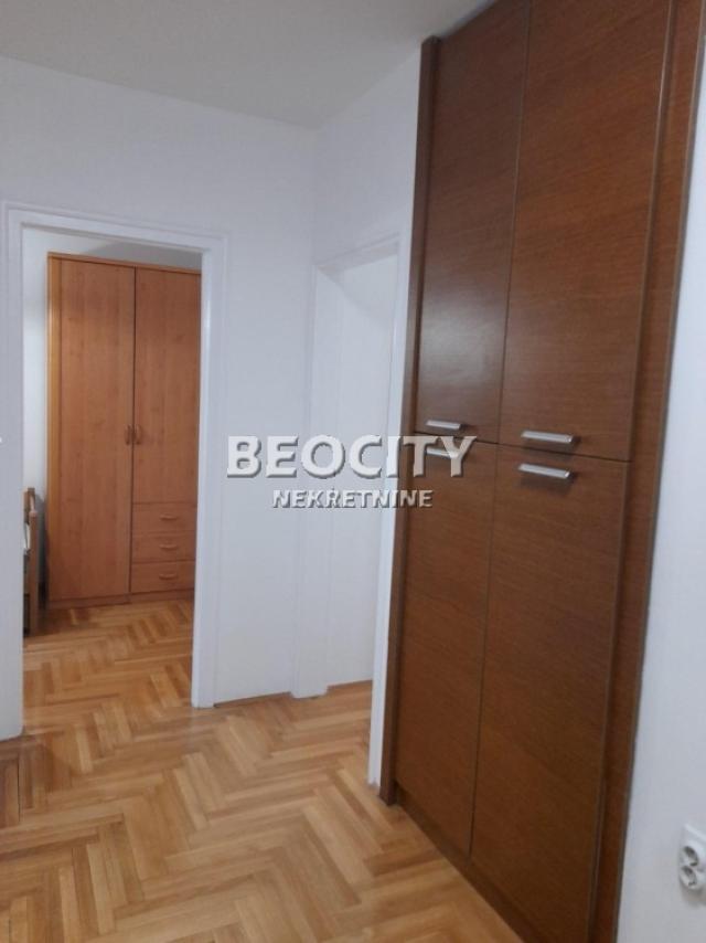 Vračar, Hram Svetog Save, , 3. 0, 66m2, 1000EUR