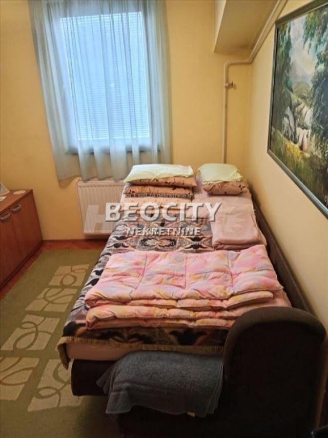 Rakovica, Stari Košutnjak, Hasanaginice, 2. 5, 61m2, 134200EUR