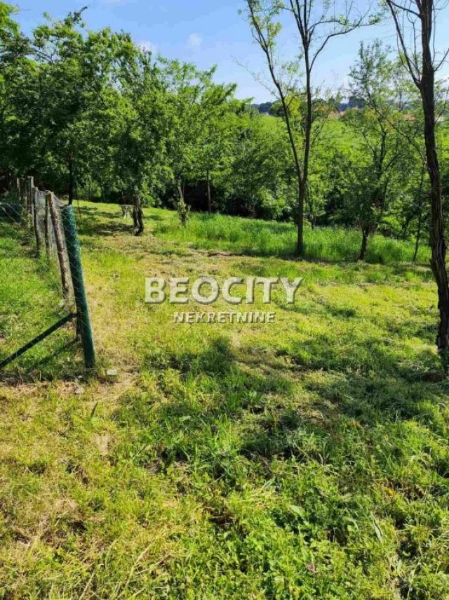 Barajevo, Guncati, Slobodana Penezića Krcuna, 60a, 52000EUR