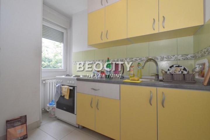 Novi Beograd, Blok 34, Bulevar Arsenija Čarnojevića, 3. 0, 70m2, 196000EUR