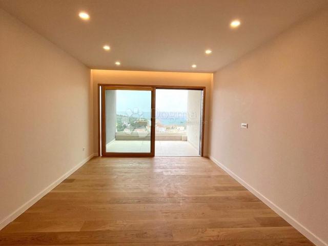 Flat Makarska, 52,70m2