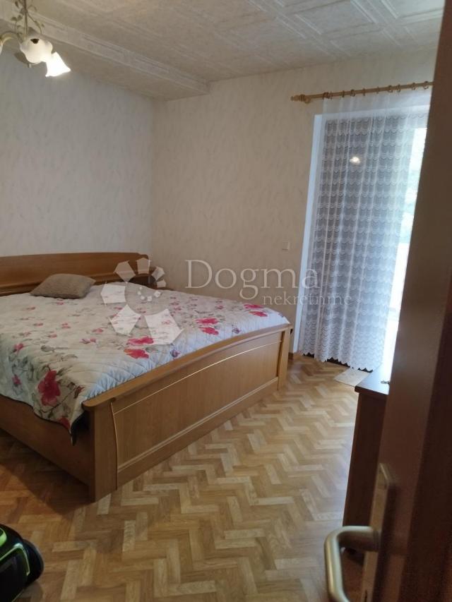 Flat Novi Vinodolski, 66,14m2