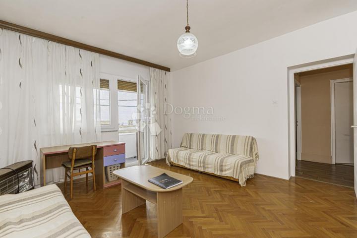 Flat Centar, Rijeka, 41,43m2