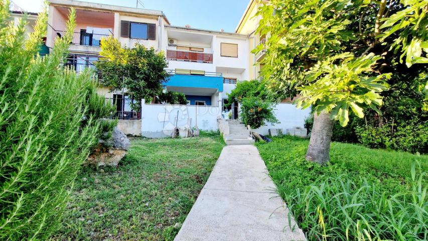 Apartment mit Terrasse und der schönsten Aussicht in Pula