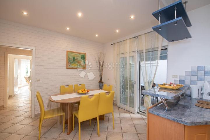 Wohnung Opatija - Centar, Opatija, 140m2