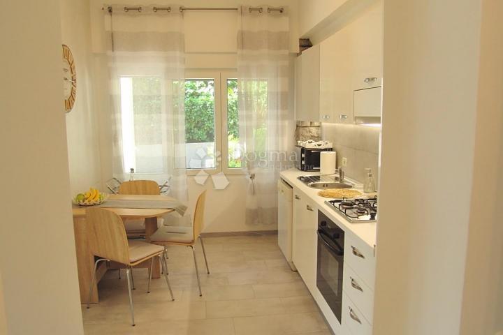 Flat Opatija - Centar, Opatija, 97m2