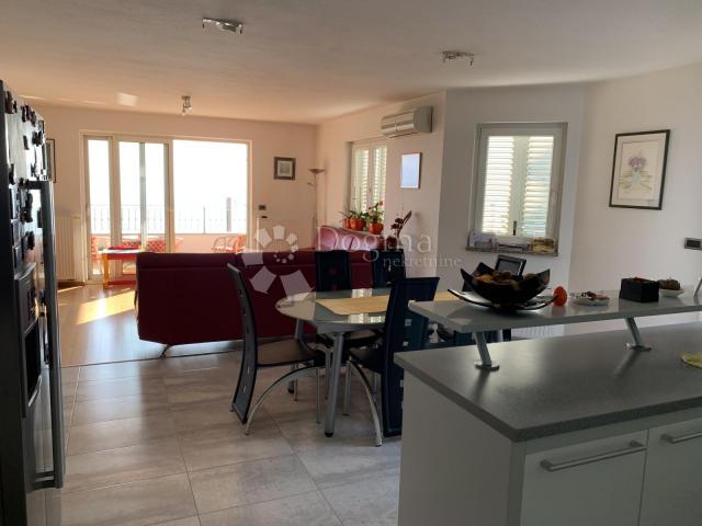 Wohnung Oprić, Opatija - Okolica, Oprić 84 B, 114,76m2