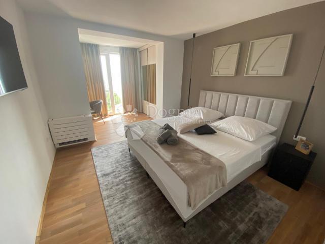 Flat Volosko, Opatija, 121,35m2