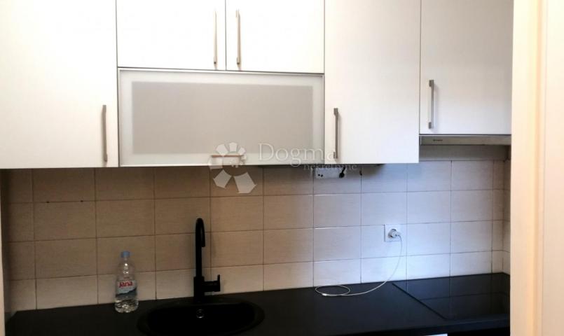 Flat Savica, Trnje, 72,49m2