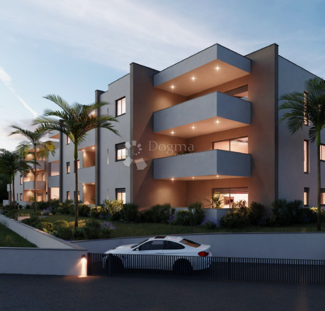 VODICE NOVI ODLIČAN APARTMAN  U PRIZEMLJU AP 1 65, 47 M2