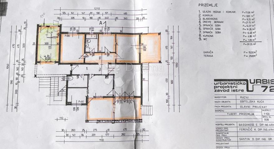 Medulin, Apartmanska kuća u blizini mora