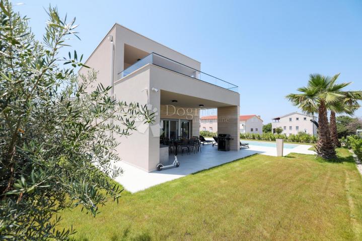 House Nin, 263m2