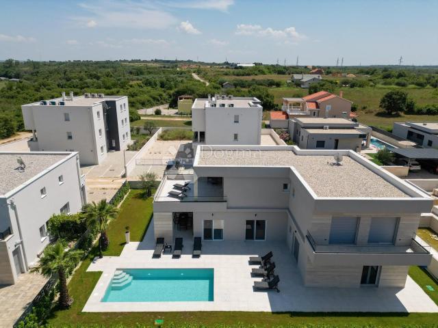 House Nin, 263m2