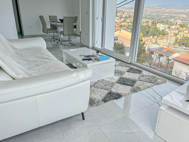 Flat Opatija, 78,82m2