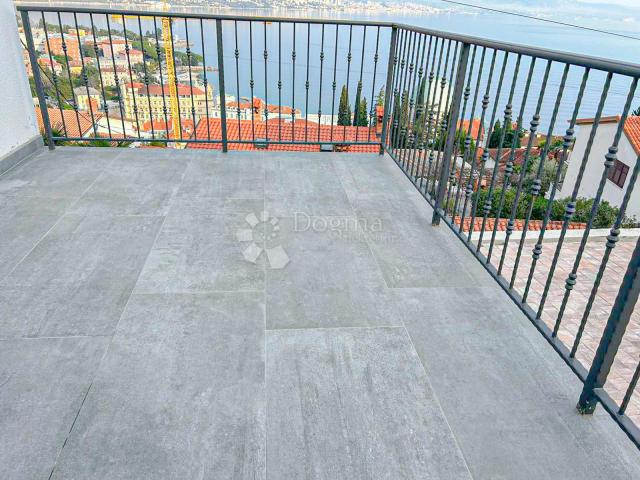 Flat Opatija, 78,82m2