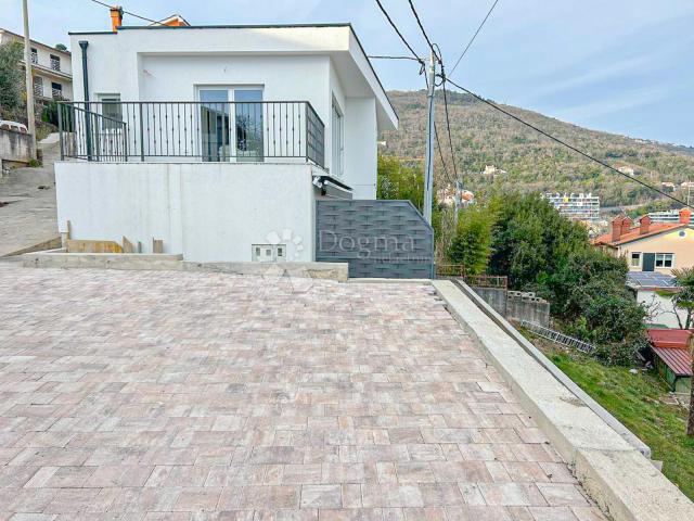 Flat Opatija, 78,82m2