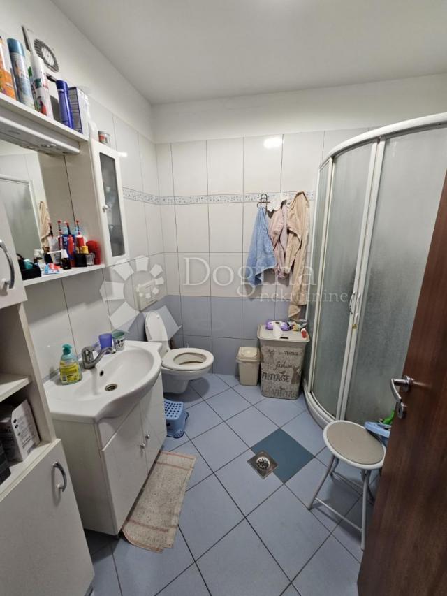 Wohnung Veli vrh, Pula, 80m2