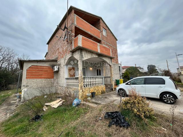 House Valbandon, Fažana, 300m2