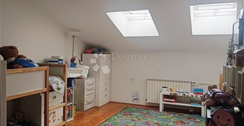 Flat Donji grad, Donji Grad, 65m2