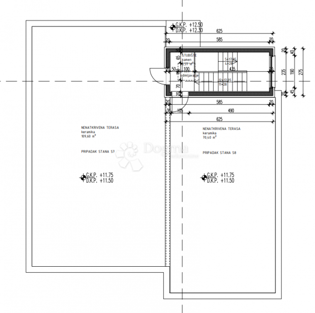 PENTHOUSE ON THE THIRD FLOOR WITH A ROOFTOP TERRACE, S7